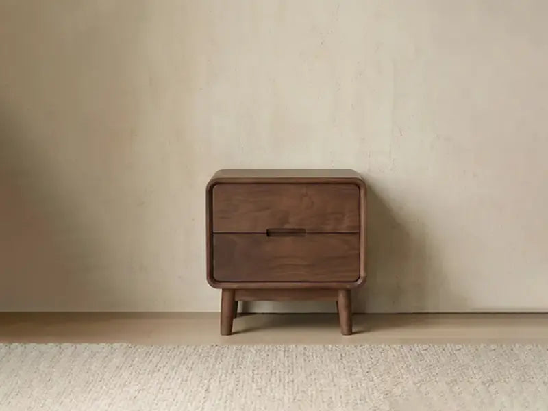 Tables de chevet en noyer